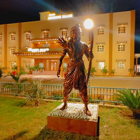 Avadh Sunshine Palace Hotel And Resort Ayodhya Exterior foto