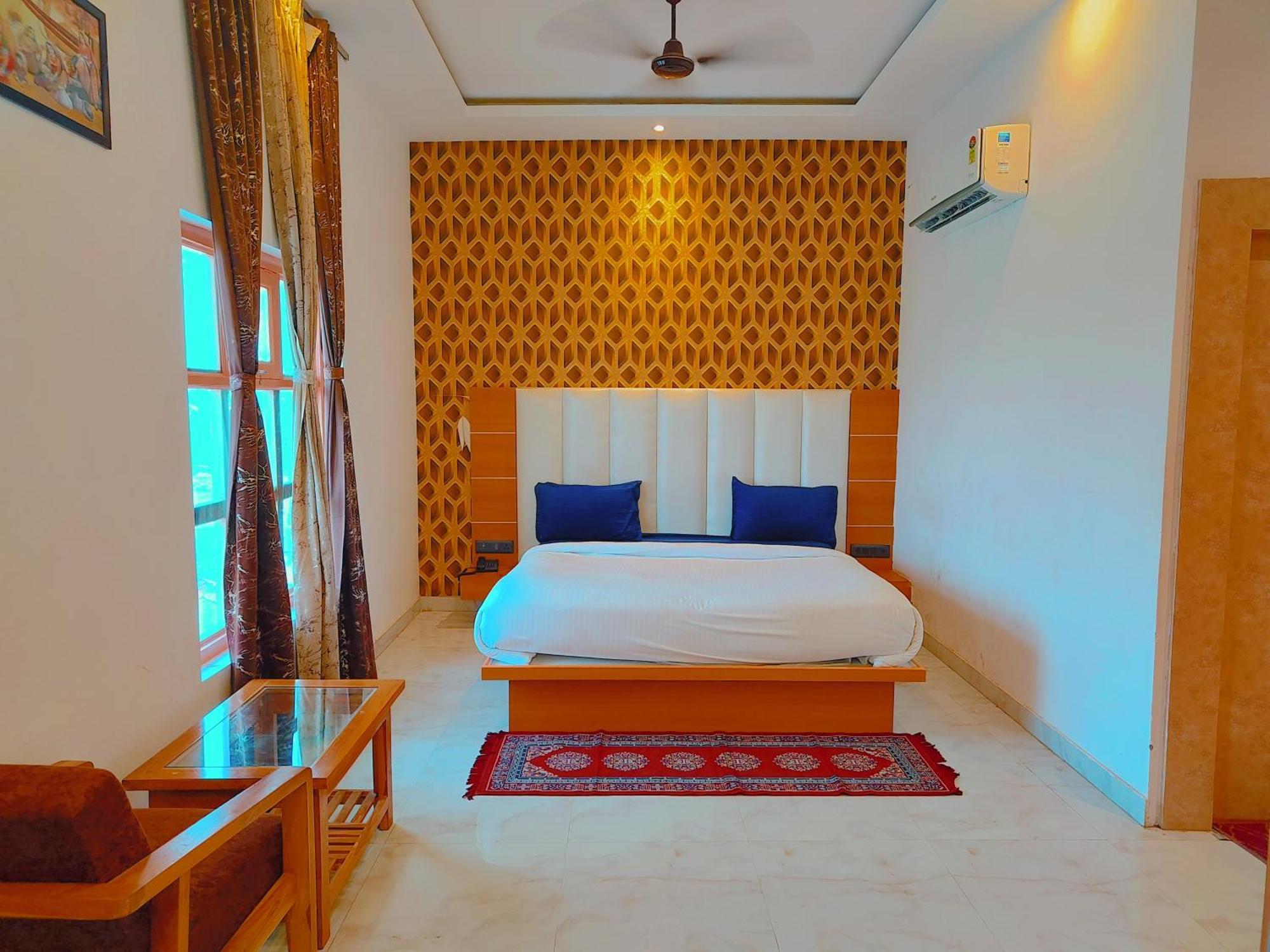 Avadh Sunshine Palace Hotel And Resort Ayodhya Exterior foto